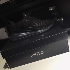 Nike 720